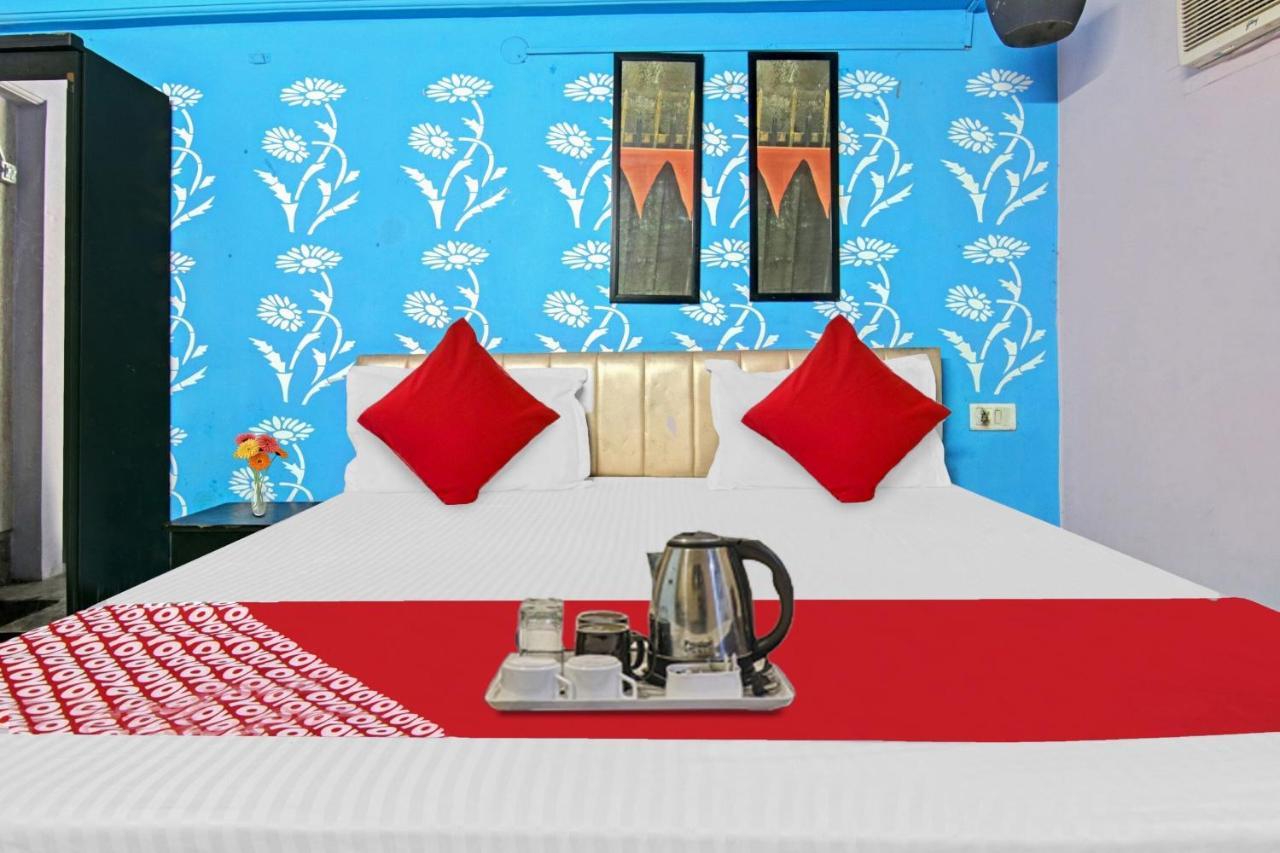 Flagship Hotel Decent Stay Near Pvr Vikaspuri Delhi Nova Deli Exterior foto