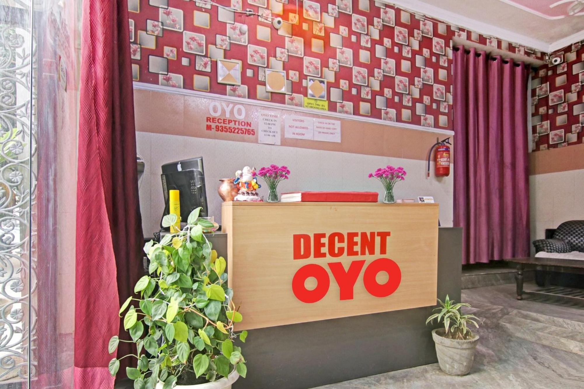 Flagship Hotel Decent Stay Near Pvr Vikaspuri Delhi Nova Deli Exterior foto