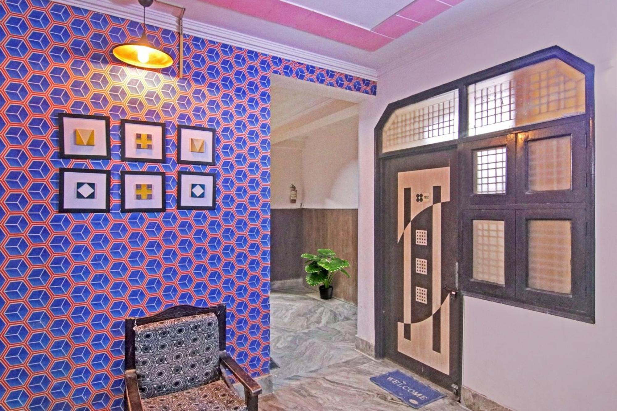 Flagship Hotel Decent Stay Near Pvr Vikaspuri Delhi Nova Deli Exterior foto