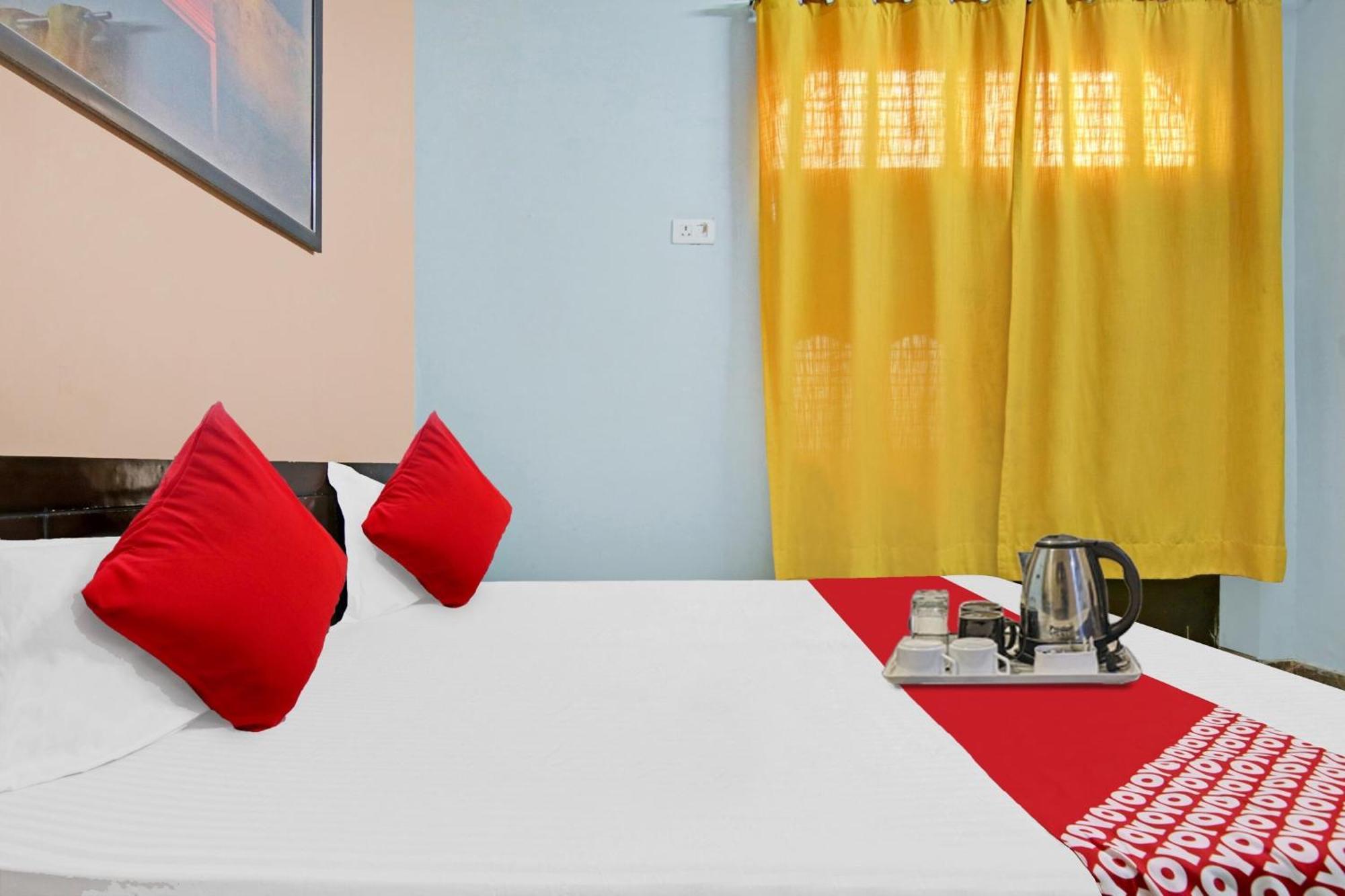 Flagship Hotel Decent Stay Near Pvr Vikaspuri Delhi Nova Deli Exterior foto