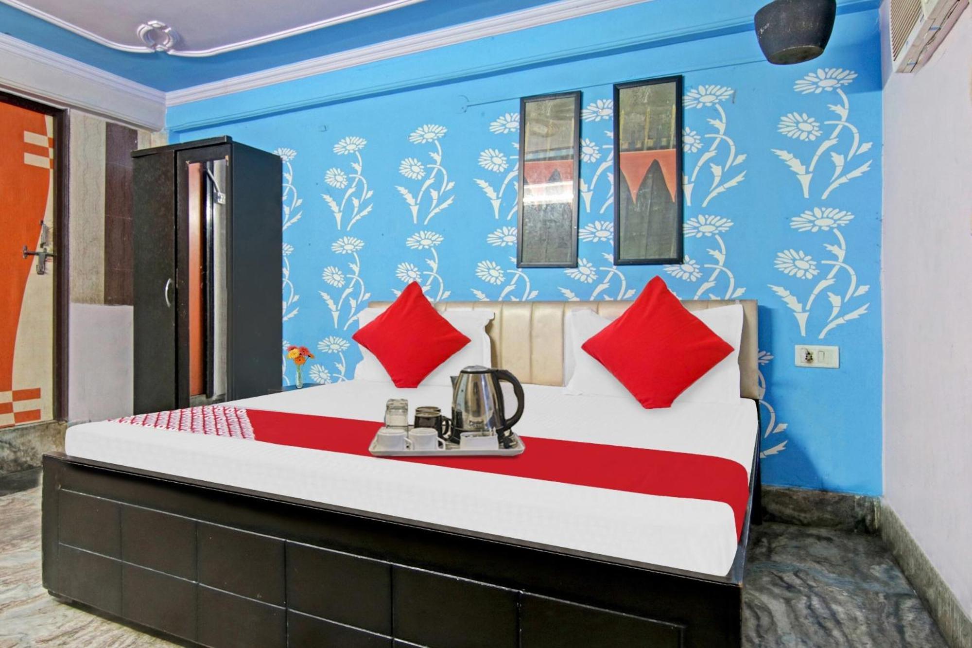 Flagship Hotel Decent Stay Near Pvr Vikaspuri Delhi Nova Deli Exterior foto